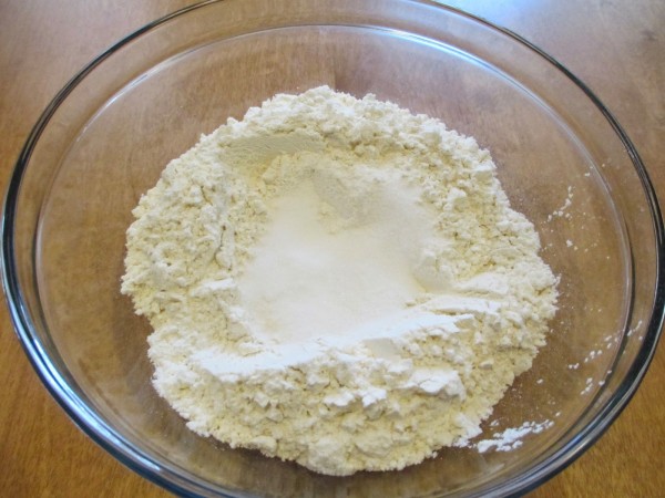 Cách làm bánh bò nướng thơm ngon nhất ngay tại nhà