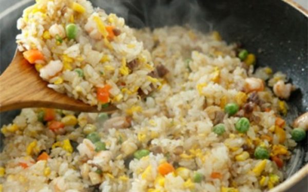 Cách làm cơm chiên chay thơm ngon lạ miệng