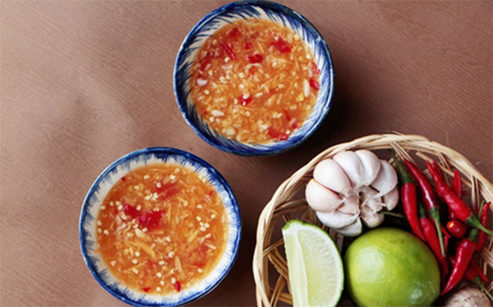 Tuyệt chiêu cách làm nem cuốn ngon mê ly