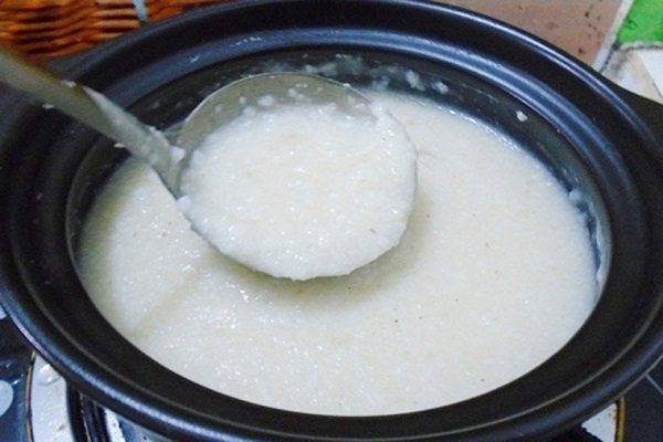 Cách nấu cháo hến thơm ngon dinh dưỡng ngay tại nhà