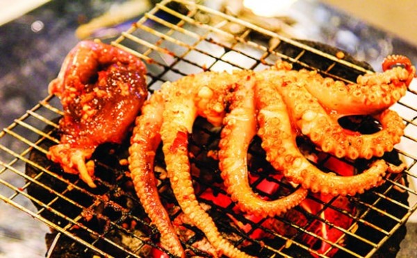 Chia sẻ 2 cách làm bạch tuộc nướng thơm ngon nhất