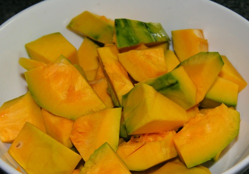 Cách nấu canh bí đỏ thịt băm thơm ngon bổ dưỡng