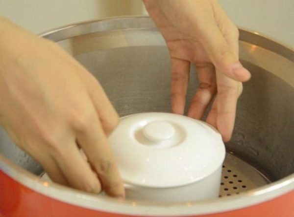 Cách chưng yến với đường phèn đơn giản và ngon nhất