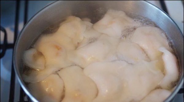 Cách làm bánh bột lọc chiên mới lạ thơm giòn và hấp dẫn