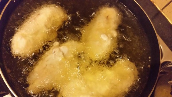 Cách làm bánh chuối chiên giòn ngon không tả nổi