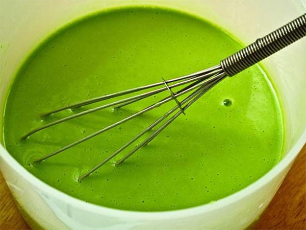 Cách làm bánh đúc mặn, bánh đúc lá dứa ngon miễn chê