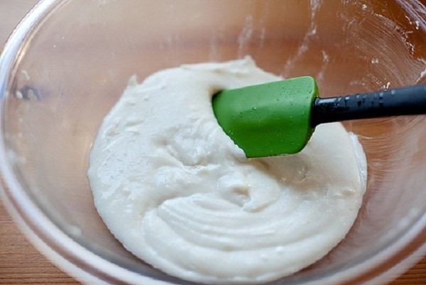 Cách làm bánh giầy đậu xanh dẻo mịn không nát