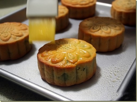 Cách làm bánh trung thu nướng thơm ngon ngay tại nhà