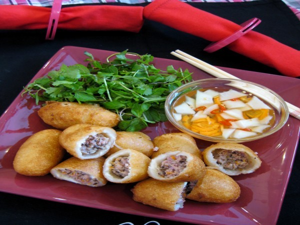 Cách làm bánh rán nhân mặn, ngọt cực dễ