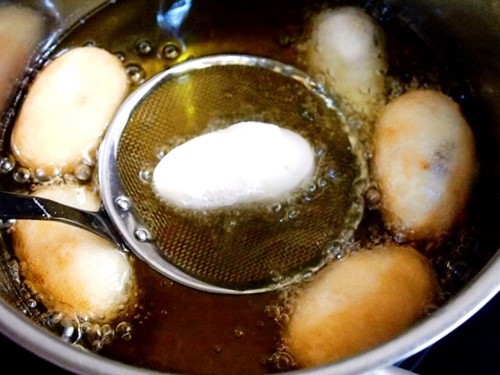 Cách làm bánh rán nhân chay mềm trong giòn ngoài cực ngon