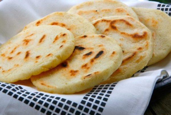 Cách làm bánh sắn dừa nướng thơm bùi nóng hổi, vừa thổi vừa ăn