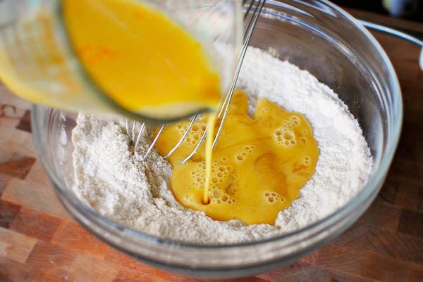 Cách làm bánh thuẫn hấp cực ngon bằng bột bình tinh