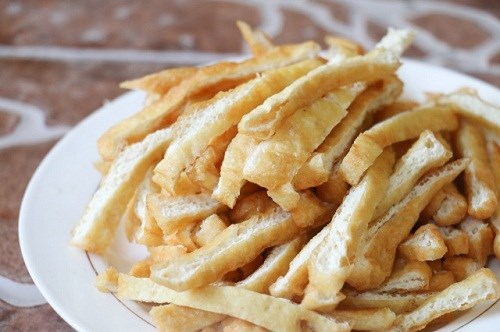 Cách làm bánh xèo chay thơm ngon, thanh mát và không bị ngấy