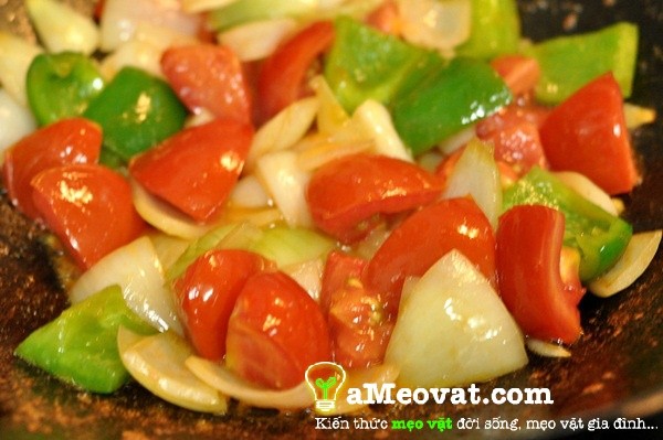 Cách làm bò lúc lắc mềm thơm ngon nhất tại nhà