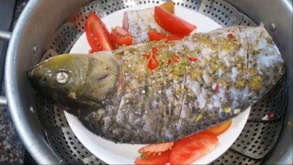 Cách làm cá hấp bia ngon khó cưỡng cực kỳ đơn giản