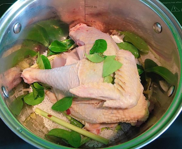 Cách làm cánh gà hấp muối vàng ươm, ngọt thịt siêu ngon cho cả gia đình