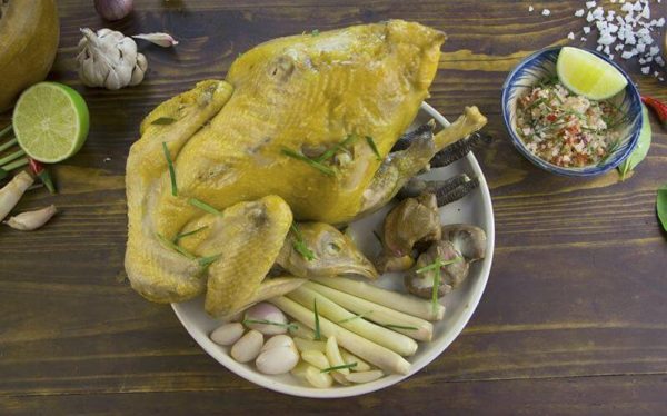Cách làm cánh gà hấp muối vàng ươm, ngọt thịt siêu ngon cho cả gia đình