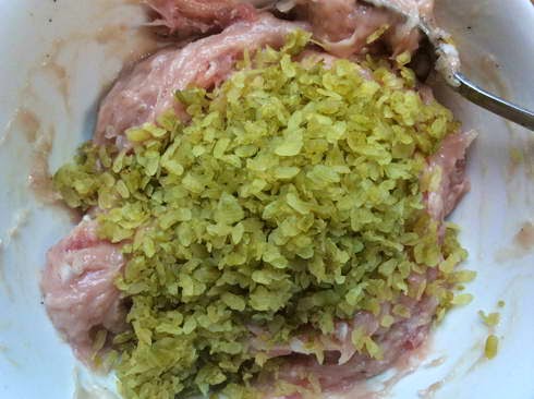 Cách làm chả cốm thơm ngon, vàng rụm