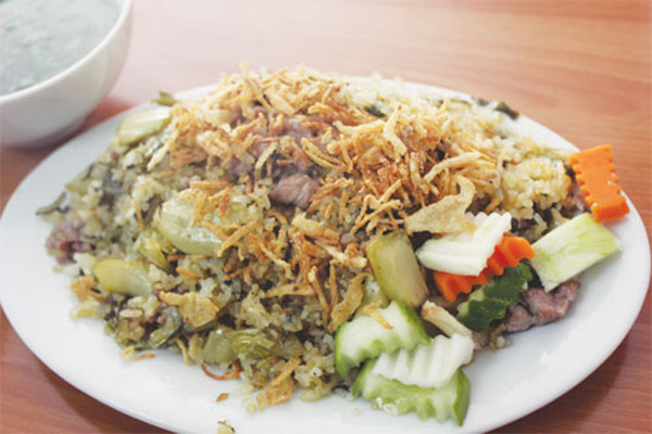 Cách làm cơm rang dưa bò vừa ngon vừa chất