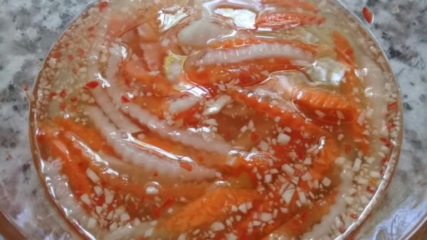 Cách làm củ cải trắng muối chua ngọt giòn ngon hấp dẫn