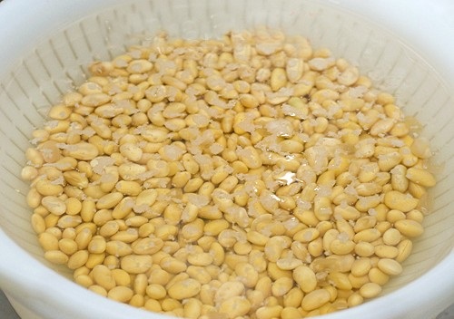 Cách làm đậu phụ tại nhà an toàn cho sức khỏe