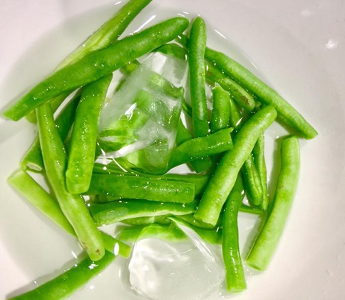 Cách làm đậu que xào tỏi thơm ngon, giòn ngọt siêu hấp dẫn