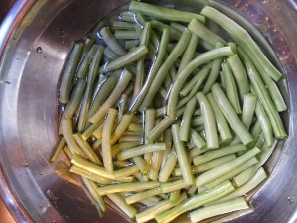 Cách làm đậu que xào tỏi thơm ngon, giòn ngọt siêu hấp dẫn