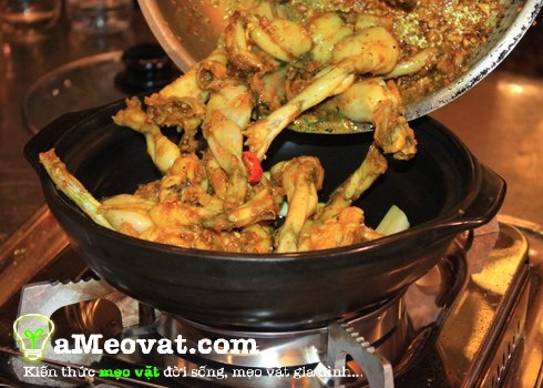 Cách làm ếch xào măng đơn giản thơm ngon bổ dưỡng