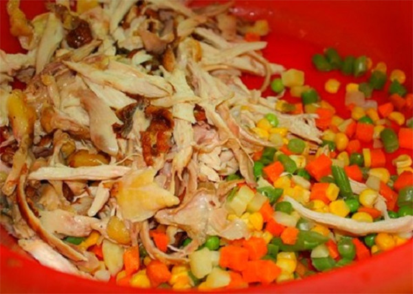 Cách làm gà bó xôi, tự làm gà bó xôi chiên giòn tại nhà