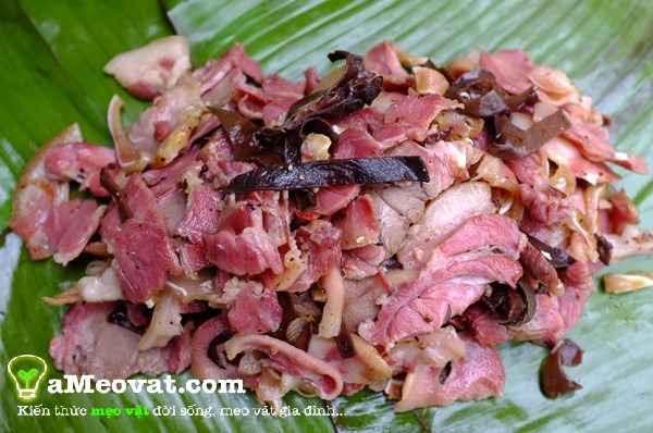 Cách làm giò thủ thơm ngon đậm đà cho ngày tết