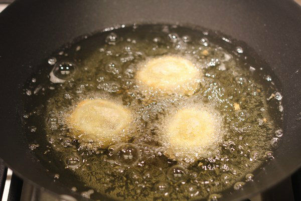 Cách làm khoai môn lệ phố nhân mặn cực hấp dẫn