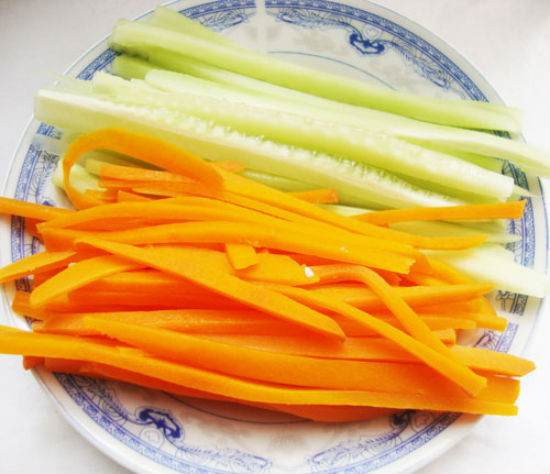 Cách làm kimbap cuộn rong biển Hàn Quốc tại nhà