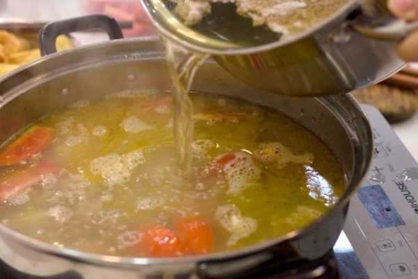 2 cách làm lẩu cá chép cực đơn giản mà lại thơm ngon hết ý