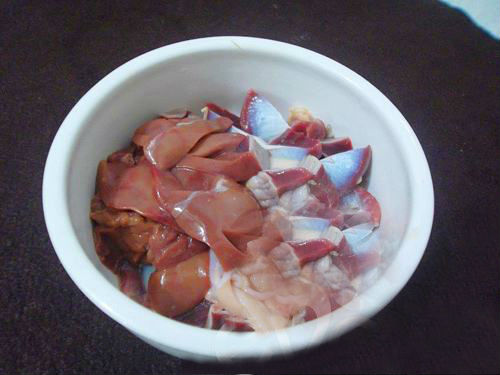 Cách làm lòng gà xào mướp ngon tuyệt cú mèo cho cả gia đình