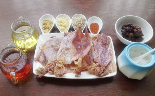 Cách làm mực rim me chua chua cay cay ngon hết sảy