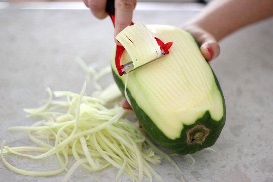 Cách làm tôm mắm chua đúng chuẩn Bình Định