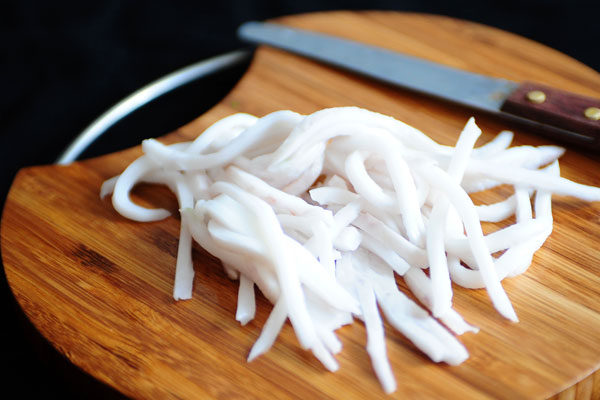 Cách làm mứt dừa sợi cực ngon đón Tết