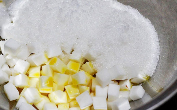 Cách làm mứt dừa viên ngon lạ đẹp mắt nhân ngày Tết