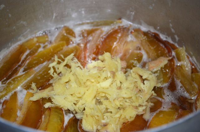 Cách làm mứt khế dẻo đơn giản nhâm nhi trong ngày Tết