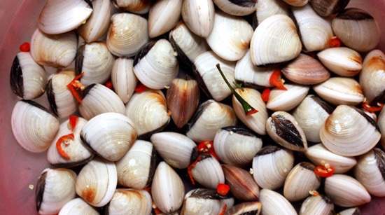 Cách làm nghêu hấp thái ngon không thể tả nổi