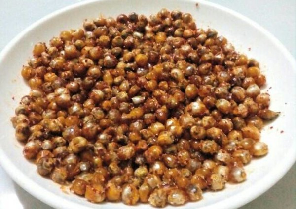 Cách làm ngô cay giòn ngon ăn vặt tại nhà siêu dễ