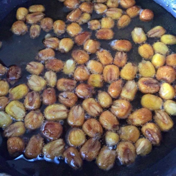 Cách làm ngô cay giòn ngon ăn vặt tại nhà siêu dễ