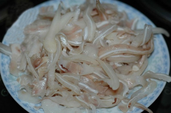 Cách làm nộm hoa chuối tai heo ngon giòn tại nhà