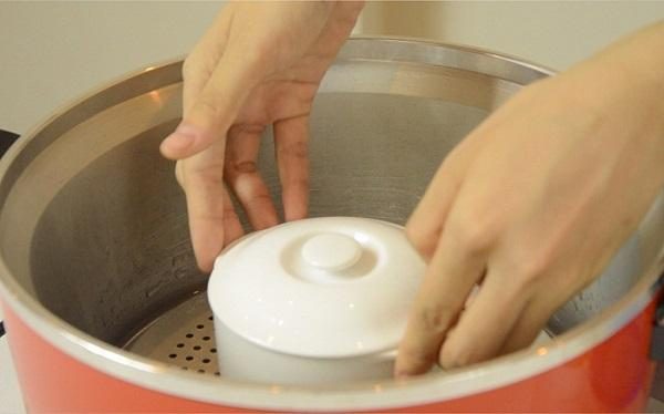 Cách làm óc heo chưng đậu xanh bổ dưỡng cho các sĩ tử mùa thi