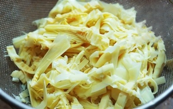 Cách làm ốc xào măng chua cay đặc trưng xứ Thanh