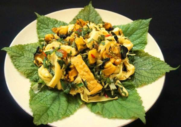 Cách làm ốc xào măng chua cay đặc trưng xứ Thanh