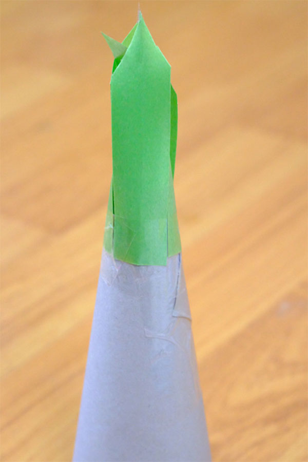 Cách làm quả dứa bằng kẹo oishi chỉ với ba bước