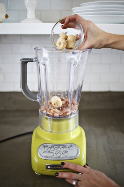 Cách làm sinh tố chuối thơm ngon bổ dưỡng tại nhà