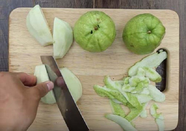 Cách làm sinh tố ổi thơm ngon bổ dưỡng ngay tại nhà