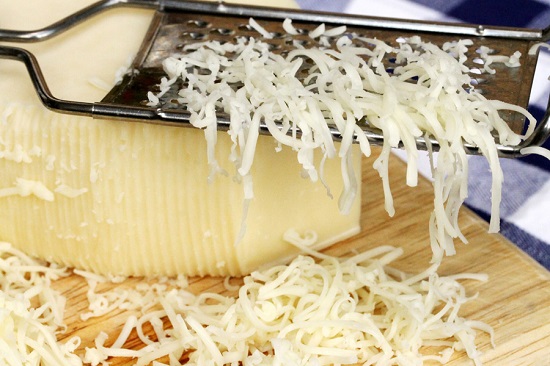 Cách làm thịt gà cuộn phô mai thơm ngậy chuẩn nhà hàng